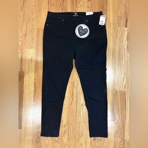 NWT Rafaella black skinny pull-on ankle length high rise denim jeans size 14